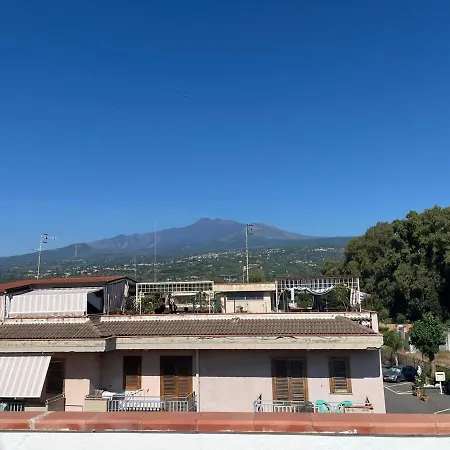 Sea & Etna View Retreat Apartment Riposto